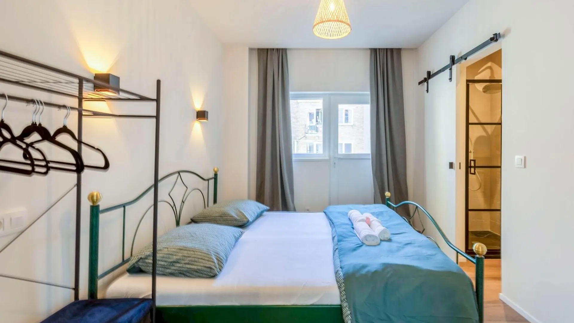 Ereva Seaside 1 Bedroom Modern Apartment Ostend