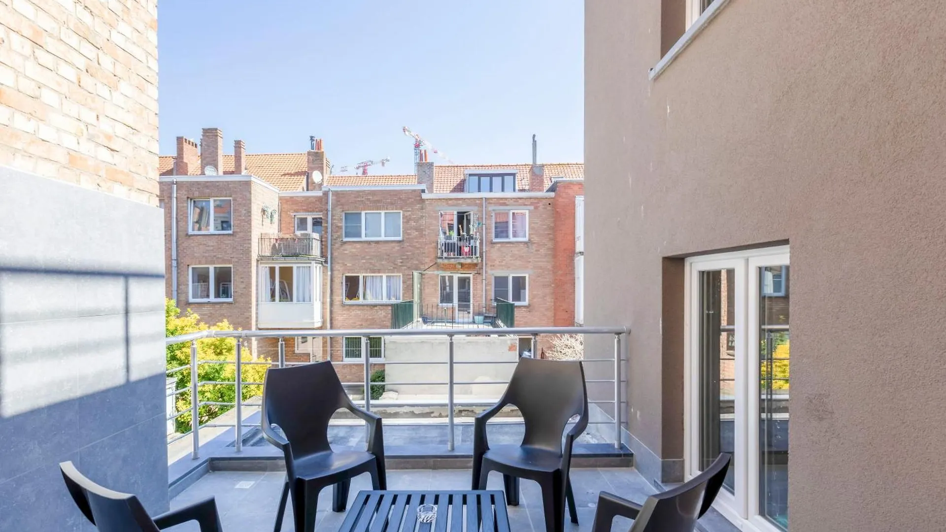 Ereva Seaside 1 Bedroom Modern Apartment Ostend